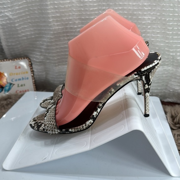 (N8) Steve Madden Snake print heels with clear criss-cross straps, Sz 9.5 women - Picture 4 of 12